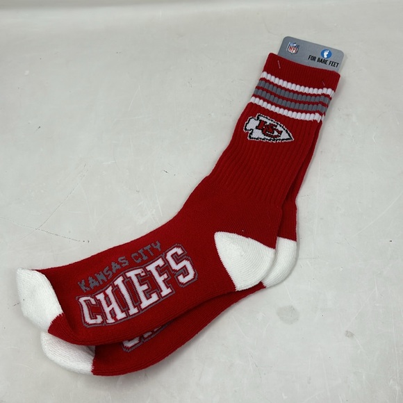 Kansas City Chiefs 4 Stripe Deuce Crew Socks Large - Picture 2 of 2